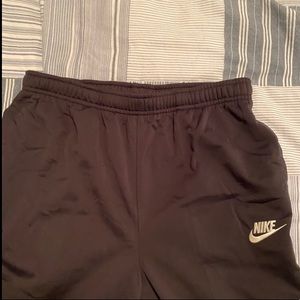 Nike Trackpants☑️